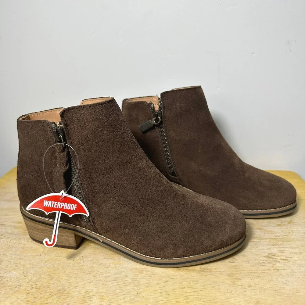Blondo Womens Liam Brown Waterproof Suede Ankle Boot 6.5W B5859 Capsule Wardrobe